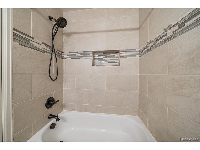 7139 Gladiola St, Arvada, CO 80004