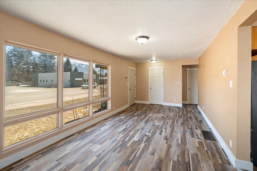 204, 214, NHN Nucleus Avenue, Columbia Falls, MT 59912 photo 19