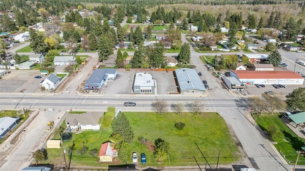 204, 214, NHN Nucleus Avenue, Columbia Falls, MT 59912 photo 2