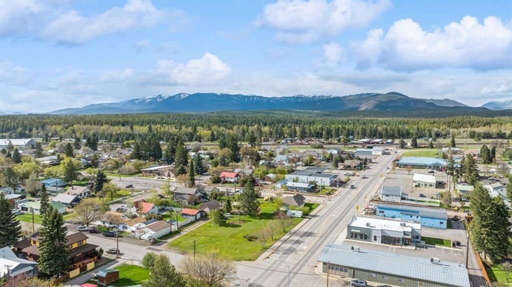 204, 214, NHN Nucleus Avenue, Columbia Falls, MT 59912 photo 4
