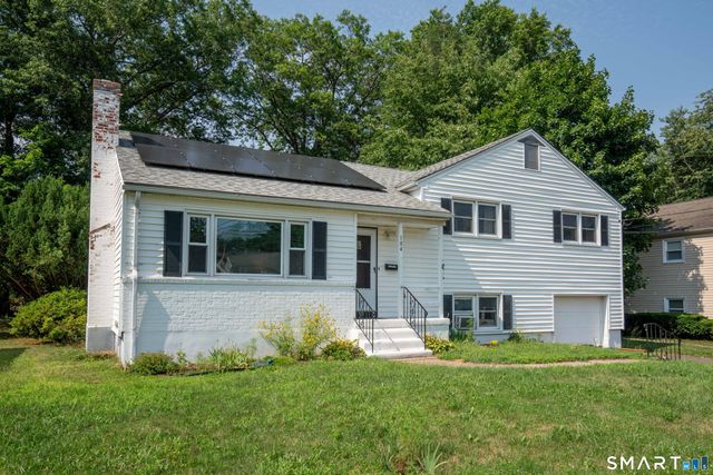 104 Hilldale Road, West Hartford, CT 06117