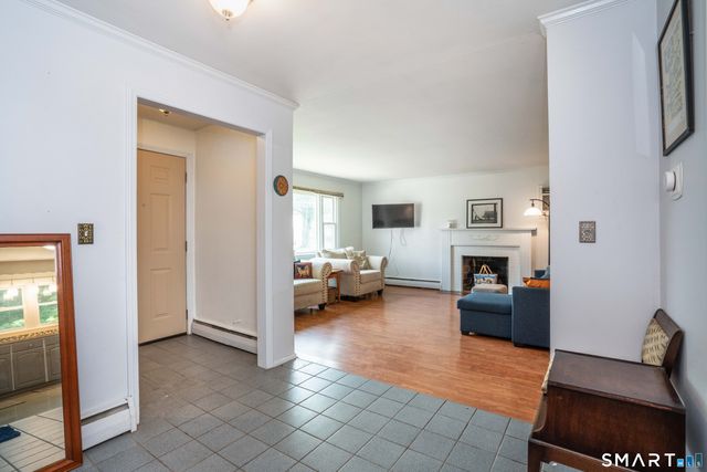 104 Hilldale Road, West Hartford, CT 06117