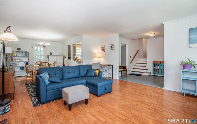 104 Hilldale Road, West Hartford, CT 06117