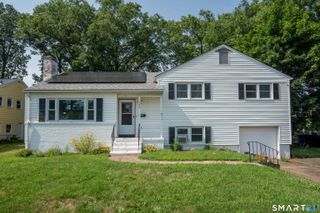 104 Hilldale Road, West Hartford, CT 06117