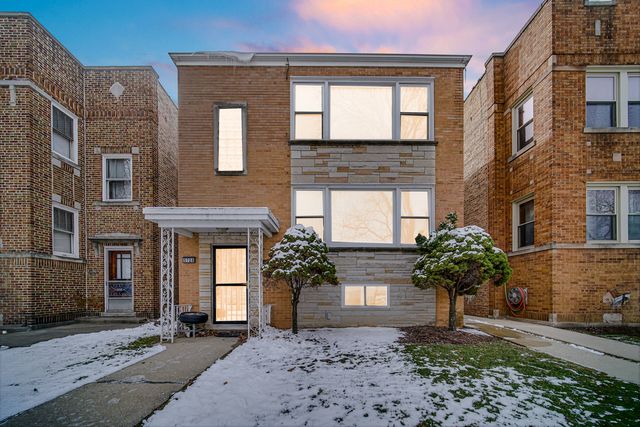 5728 N McVicker Avenue, Chicago, IL 60646