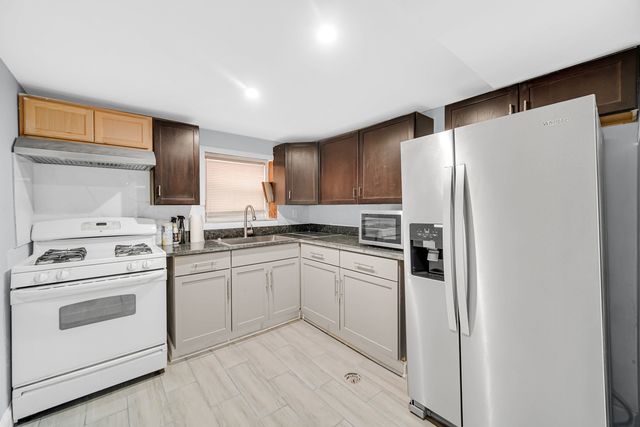 5728 N McVicker Avenue, Chicago, IL 60646