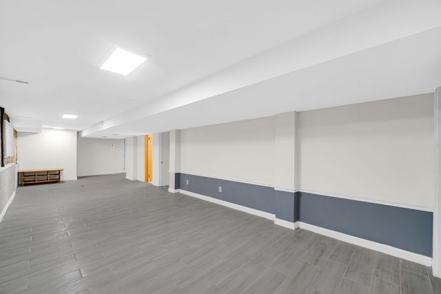 5728 N McVicker Avenue, Chicago, IL 60646