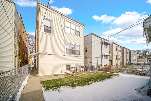 5728 N McVicker Avenue, Chicago, IL 60646