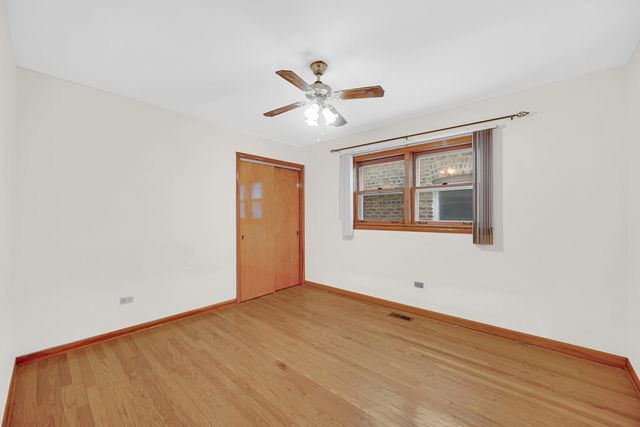 5728 N McVicker Avenue, Chicago, IL 60646