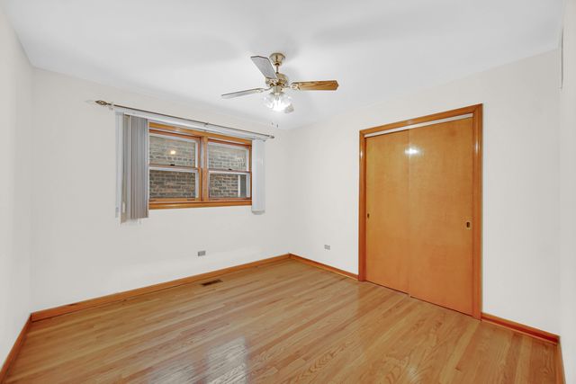 5728 N McVicker Avenue, Chicago, IL 60646