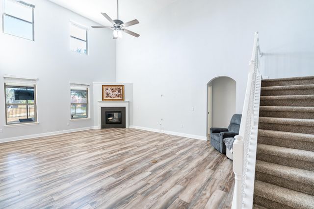 279 Windchime Way, Freeport, FL 32439