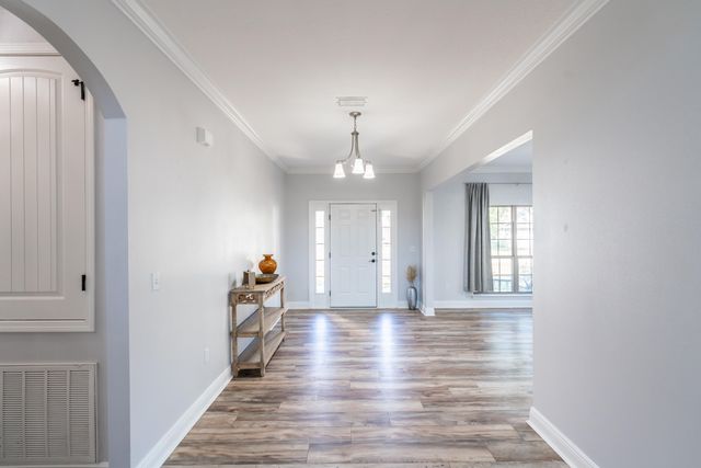 279 Windchime Way, Freeport, FL 32439