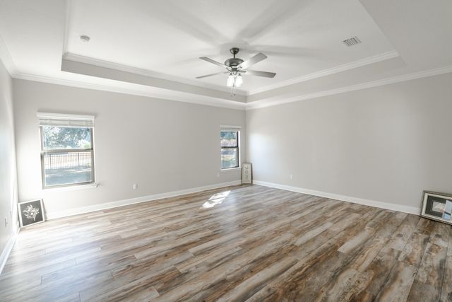 279 Windchime Way, Freeport, FL 32439