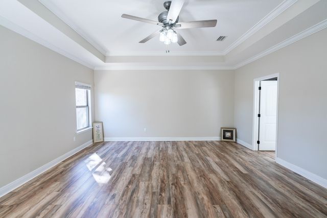 279 Windchime Way, Freeport, FL 32439