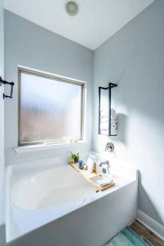 279 Windchime Way, Freeport, FL 32439