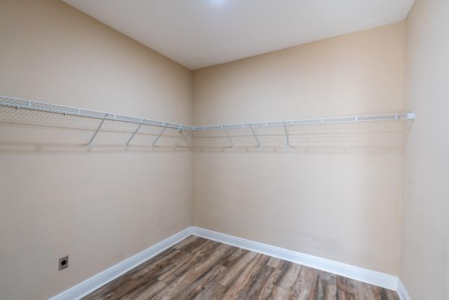 279 Windchime Way, Freeport, FL 32439