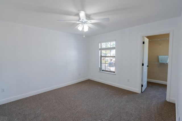 279 Windchime Way, Freeport, FL 32439