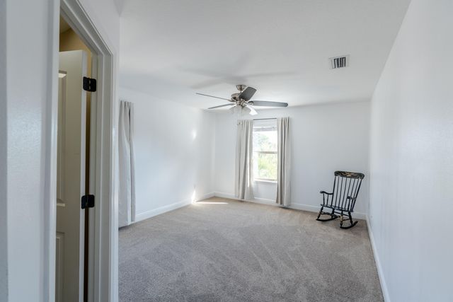 279 Windchime Way, Freeport, FL 32439