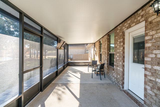 279 Windchime Way, Freeport, FL 32439