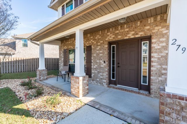 279 Windchime Way, Freeport, FL 32439