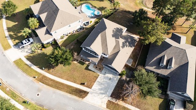 279 Windchime Way, Freeport, FL 32439