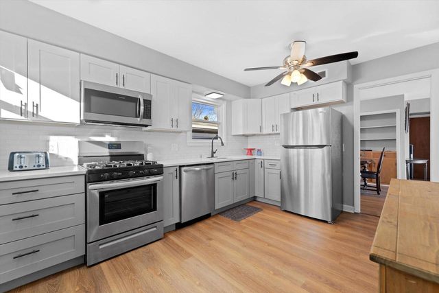 9570 W Silver Spring DRIVE, Milwaukee, WI 53225