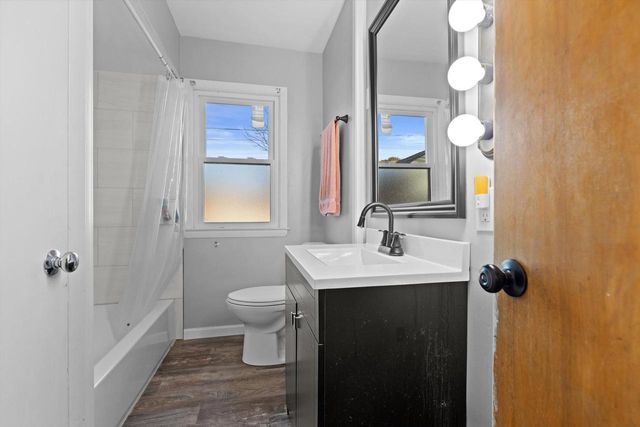 9570 W Silver Spring DRIVE, Milwaukee, WI 53225