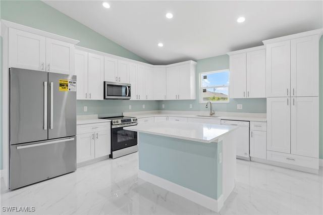 3113 68th ST W, Lehigh Acres, FL 33971