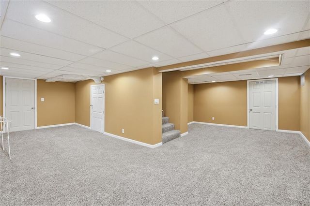8004 Holmes Road, Kansas City, MO 64131