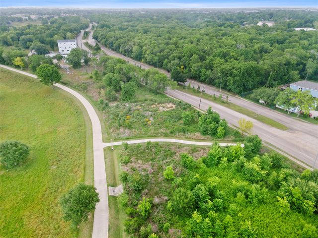 5101 Airport Boulevard, Houston, TX 77048