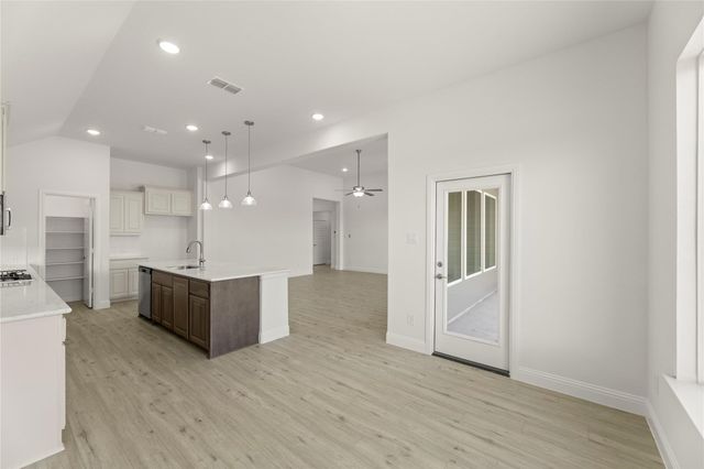 4047 Bedford Drive, Crandall, TX 75114