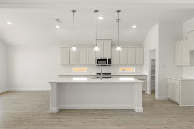 4047 Bedford Drive, Crandall, TX 75114