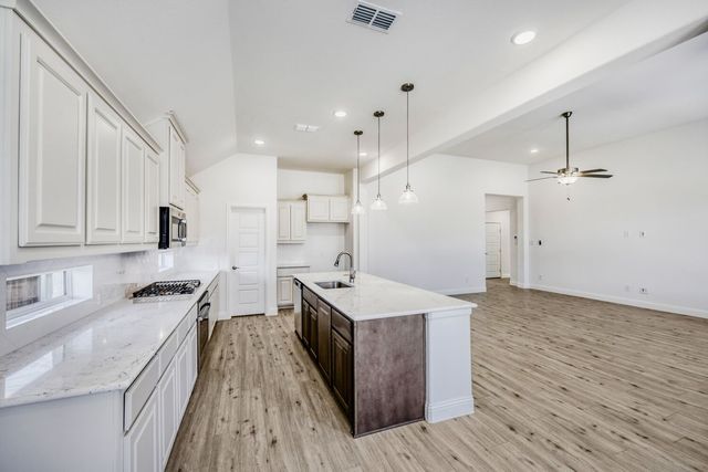 4047 Bedford Drive, Crandall, TX 75114