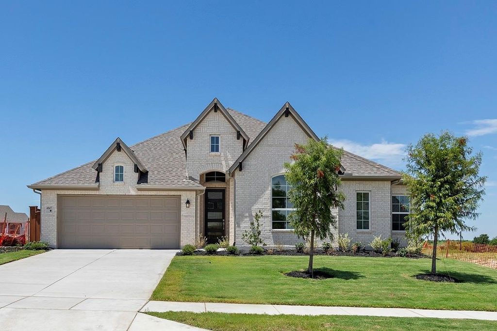 4047 Bedford Drive, Crandall, TX 75114