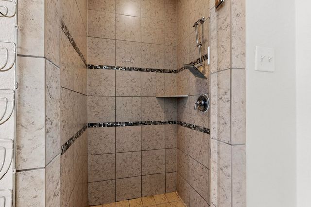 174 Hampton Drive, Fate, TX 75087