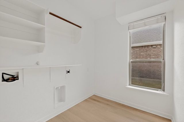 174 Hampton Drive, Fate, TX 75087