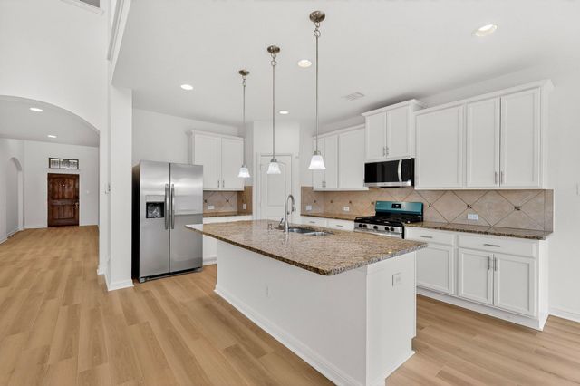 174 Hampton Drive, Fate, TX 75087