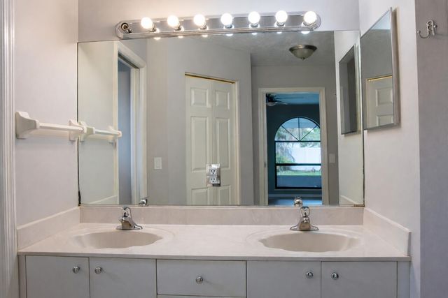 2325 SE Beechwood Terrace, Port St. Lucie, Port St Lucie, FL 34952