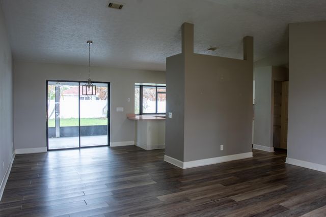 2325 SE Beechwood Terrace, Port St. Lucie, Port St Lucie, FL 34952