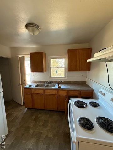 1965 Park Lane, St Louis, MO 63136