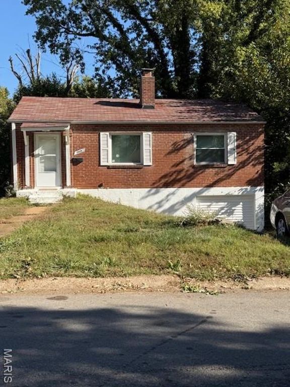 1965 Park Lane, St Louis, MO 63136