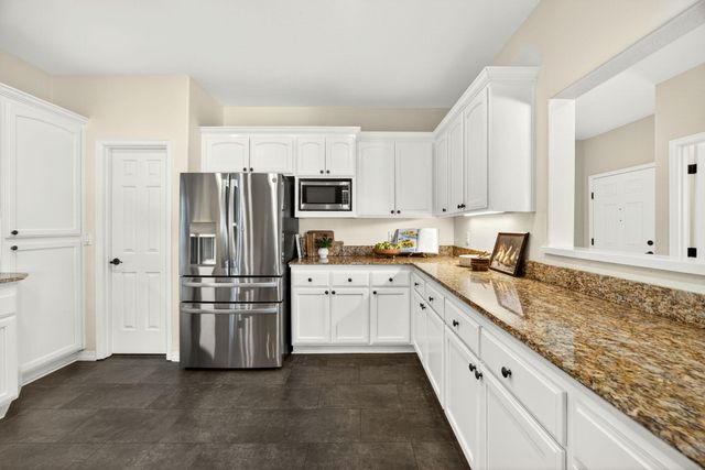 267 Meadow Drive, Ashland, OR 97520