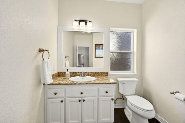 267 Meadow Drive, Ashland, OR 97520