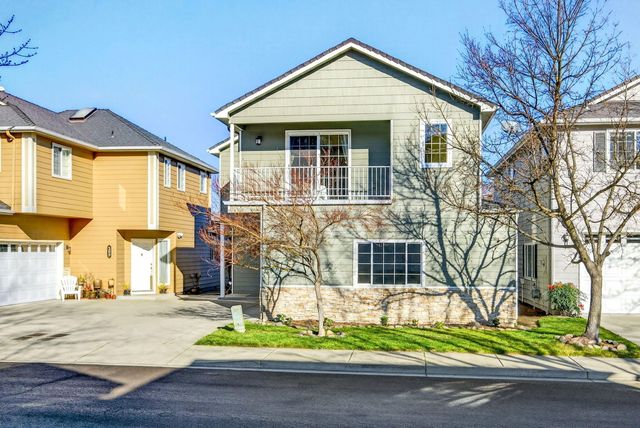 267 Meadow Drive, Ashland, OR 97520