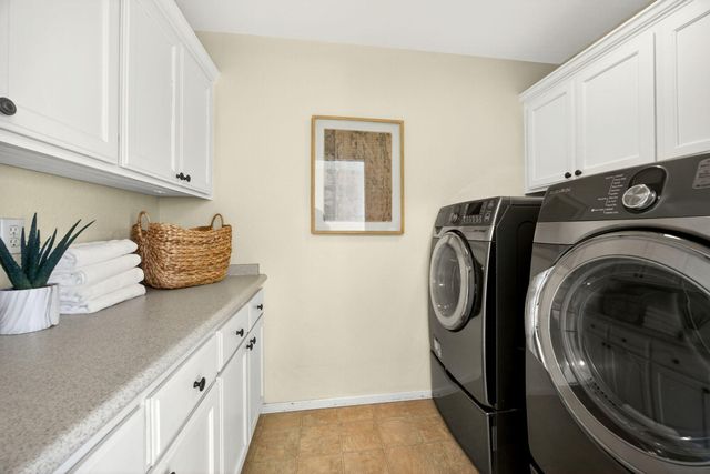 267 Meadow Drive, Ashland, OR 97520