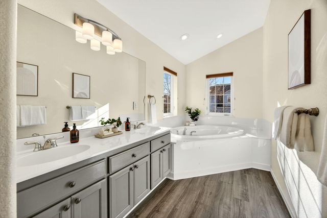 267 Meadow Drive, Ashland, OR 97520