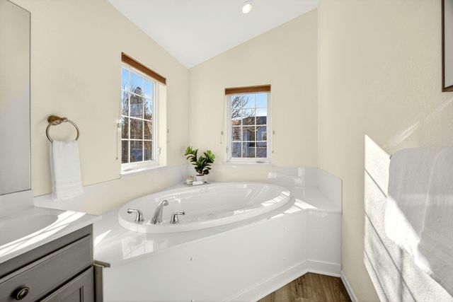 267 Meadow Drive, Ashland, OR 97520