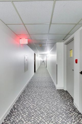 6443 Clarendon Hills Road 301C, Willowbrook, IL 60527