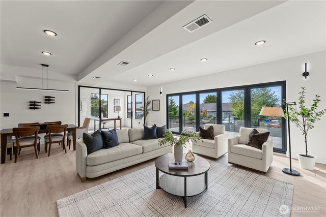 1116 N Jackson Avenue, Tacoma, WA 98406