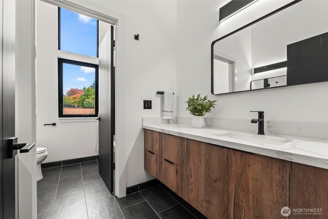 1116 N Jackson Avenue, Tacoma, WA 98406